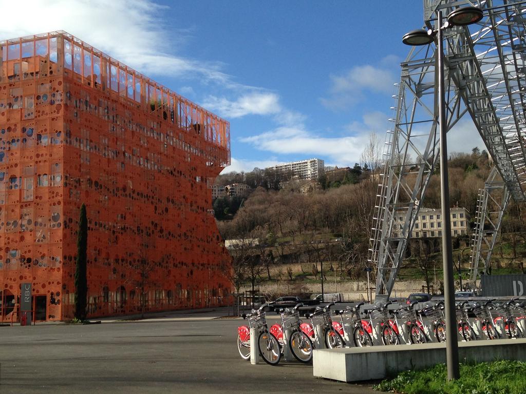 Perrache Sainte Blandine Lägenhet Lyon Exteriör bild